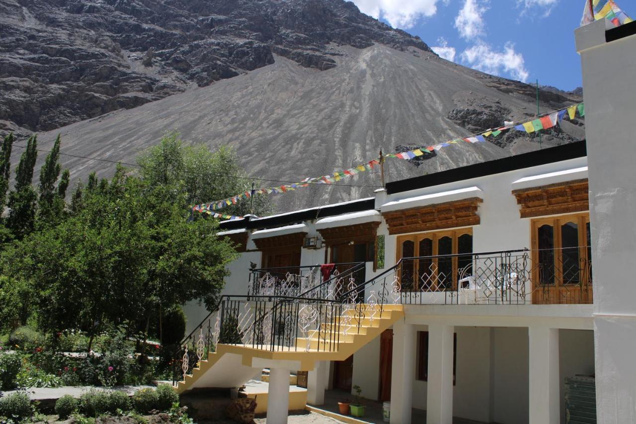 Sernang Homestay Hundar Extérieur photo