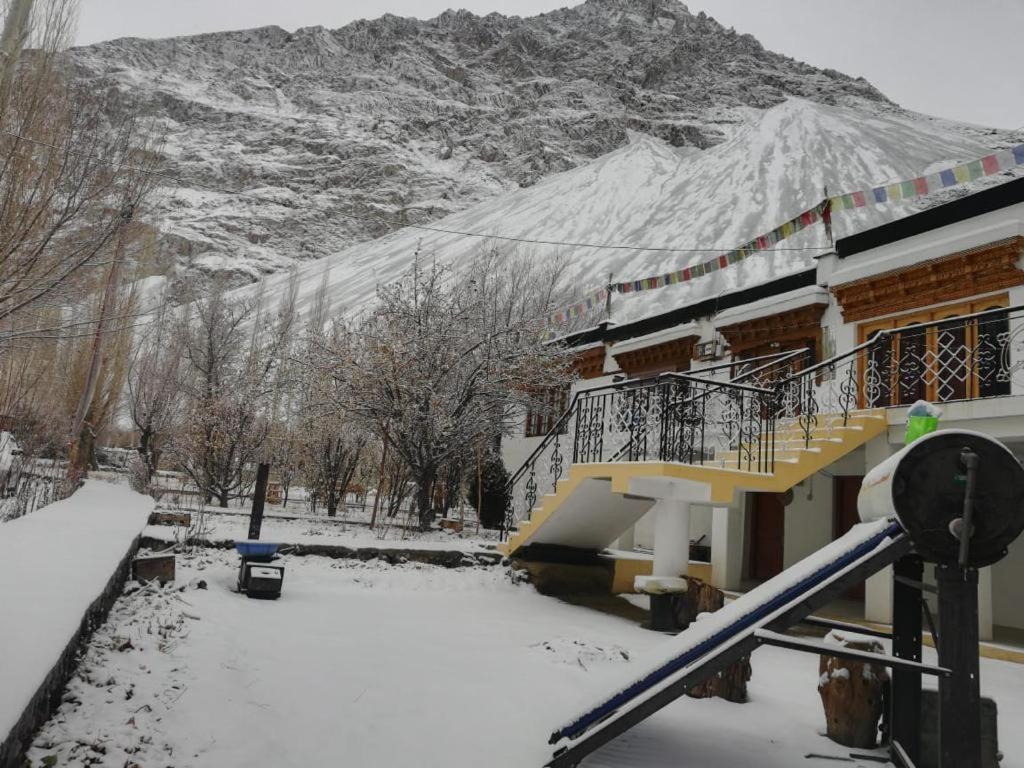 Sernang Homestay Hundar Extérieur photo
