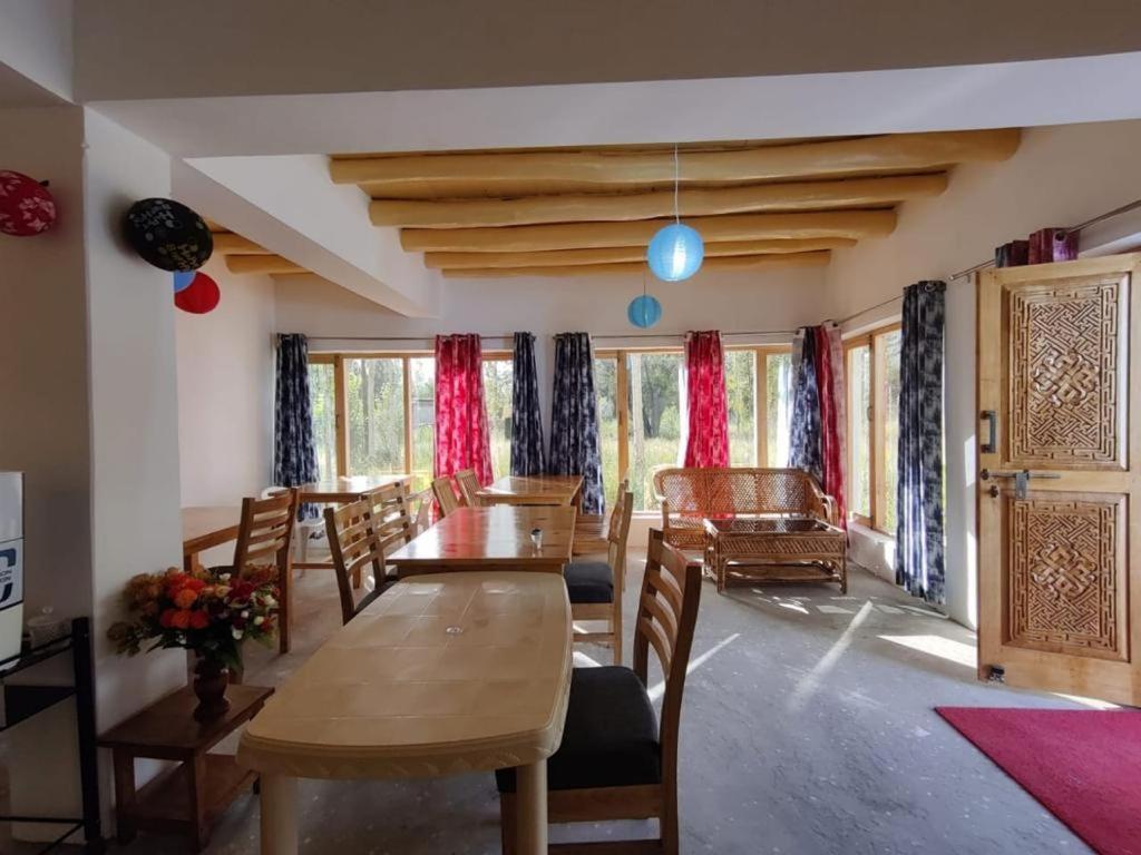 Sernang Homestay Hundar Extérieur photo