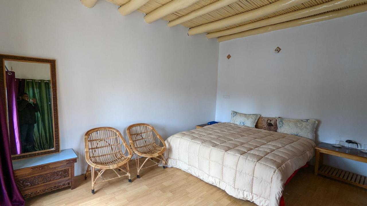 Sernang Homestay Hundar Extérieur photo