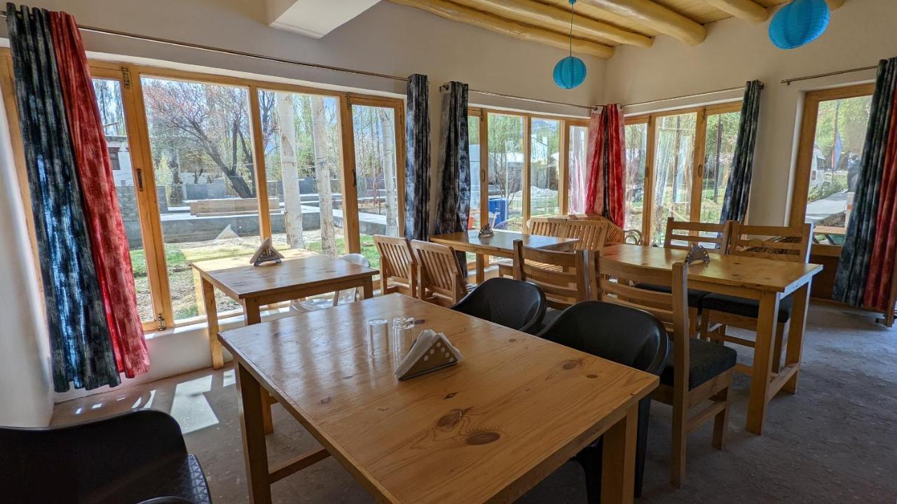 Sernang Homestay Hundar Extérieur photo