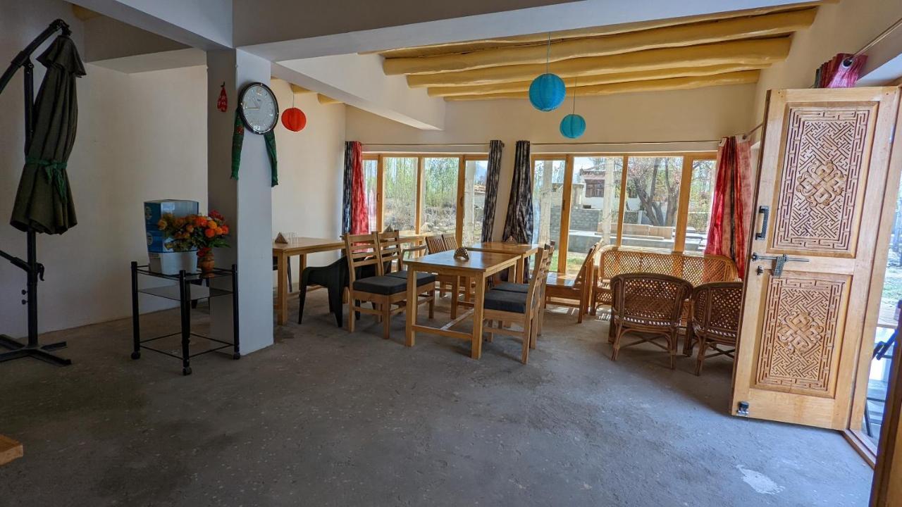 Sernang Homestay Hundar Extérieur photo