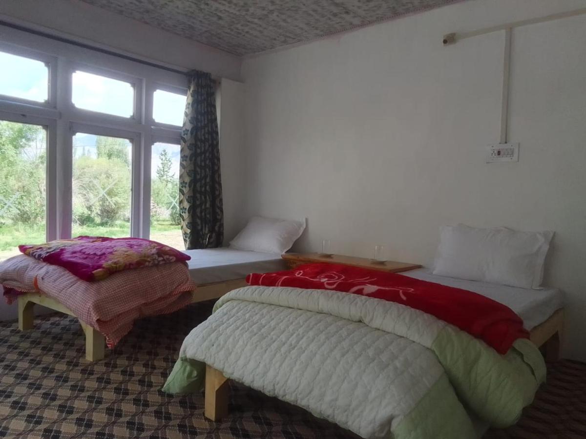 Sernang Homestay Hundar Extérieur photo